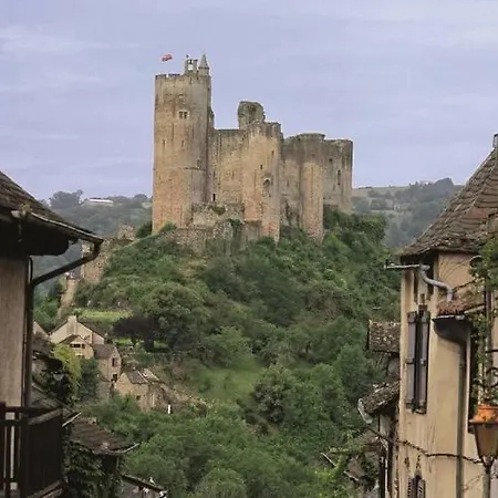 Maison, Terrasse Ombragé Avec Jardin Au Calme à La Campagne Vaureilles